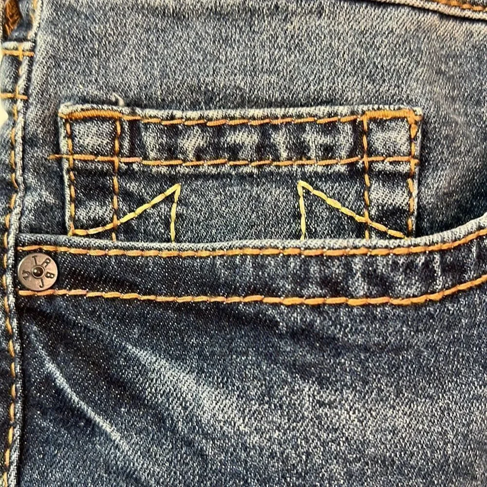 True Religion Genius Relaxed Slim Vintage Denim Jeans Big T No Flap. Brand New!